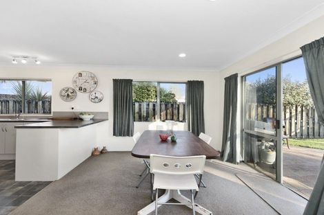 Photo of property in 21 Halyard Close, Flagstaff, Hamilton, 3210