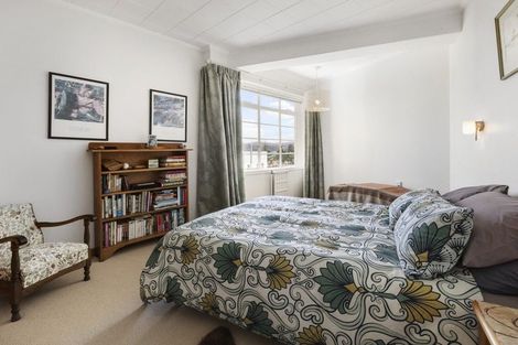 Photo of property in Wharenui Apartments, 274 Oriental Parade, Oriental Bay, Wellington, 6011