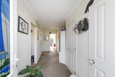 Photo of property in 44 Peter Hall Drive, Kelvin Grove, Palmerston North, 4414