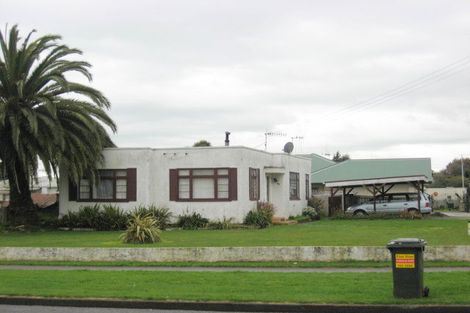 Photo of property in 68 Queen Street West, Levin, 5510