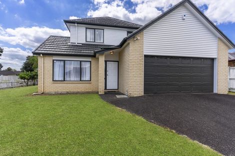 Photo of property in 2 Erne Crescent, East Tamaki, Auckland, 2016