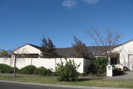 Photo of property in 21 Pukekura Place, Taradale, Napier, 4112