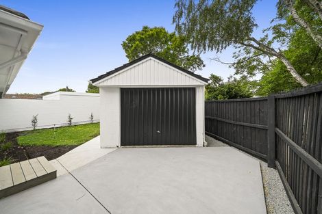 Photo of property in 2/170 Waimairi Road, Ilam, Christchurch, 8041
