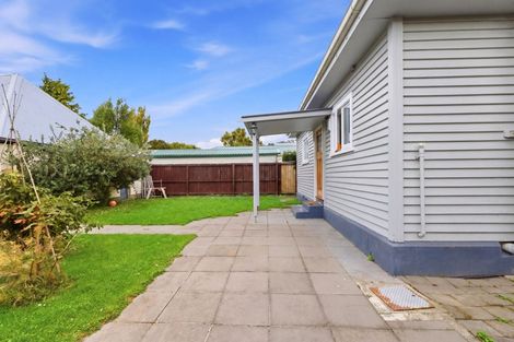 Photo of property in 24 Birdwood Avenue, Beckenham, Christchurch, 8023