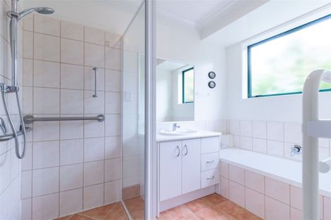 Photo of property in 13 Oakridge Drive, Kerikeri, 0230