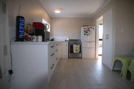 Photo of property in 6b Martyn Street, Rangiora, 7400