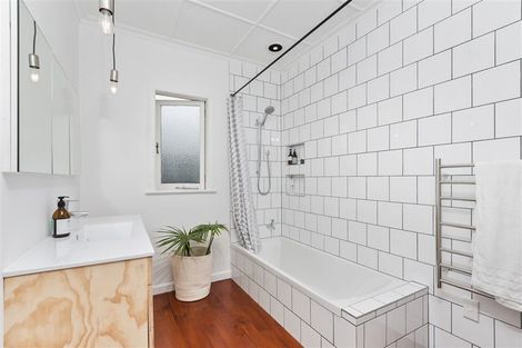 Photo of property in 13 Bernard Street, Avenues, Whangarei, 0110