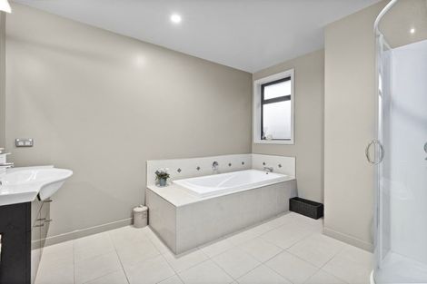 Photo of property in 74 Mount Iron Drive, Wanaka, 9305