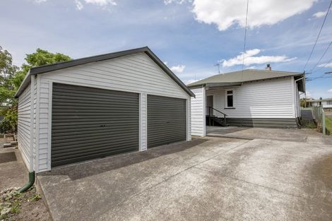 Photo of property in 60 Racecourse Road, Waipukurau, 4200