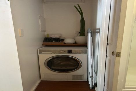 Photo of property in 32a Main Street, Hospital Hill, Napier, 4110