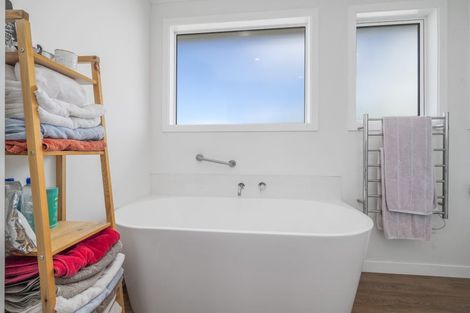 Photo of property in 14 Elizabeth Street, Tauhara, Taupo, 3330