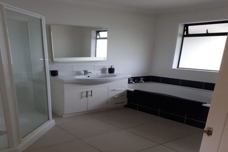 Photo of property in 8a Kenwyn Avenue, St Albans, Christchurch, 8052