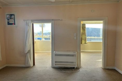 Photo of property in 36 Pukeko Place, Westshore, Napier, 4110
