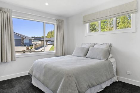 Photo of property in 6 Larches Lane, Kinloch, Taupo, 3377