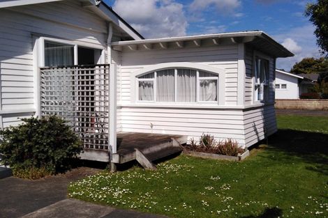 Photo of property in 3 Sydney Street, Palmerston North, 4414