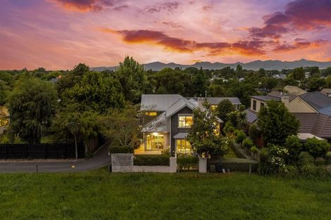 Photo of property in 51 Croziers Road, St Albans, Christchurch, 8052