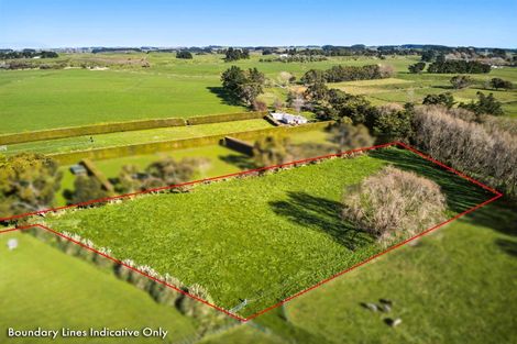 Photo of property in 46 Painua Road, Hokio Beach, Levin, 5571