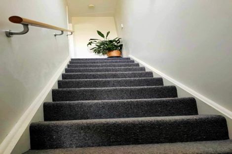 Photo of property in 31 Stewart Drive, Newlands, Wellington, 6037