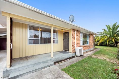 Photo of property in 18f2- Seddon Street, Wallaceville, Upper Hutt, 5018