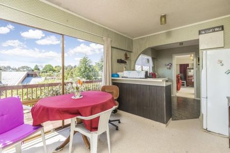 Photo of property in 11 Ross Avenue, Glenfield, Auckland, 0629