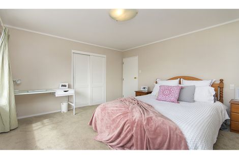 Photo of property in 25 Riverside Drive, Waiuku, 2123