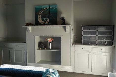 Photo of property in 1 Beach Street, Saint Clair, Dunedin, 9012