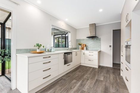 Photo of property in 2/25 Vincent Street, Waterloo, Lower Hutt, 5011