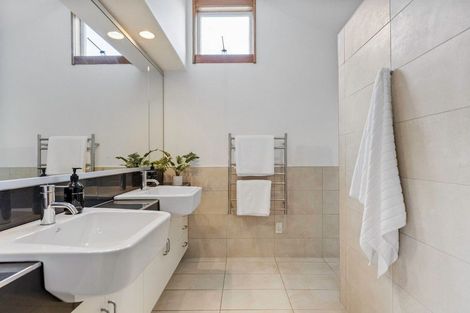 Photo of property in 131 Saint Andrews Road, Havelock North, 4130