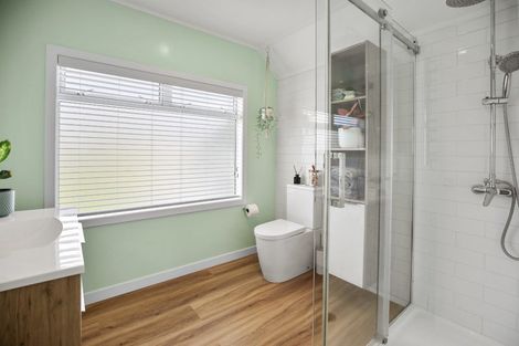 Photo of property in 30 Seaview Avenue, Te Puru, Thames, 3575