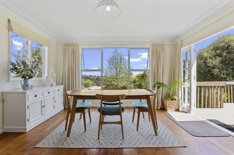 Photo of property in 199 Eskdale Road, Birkenhead, Auckland, 0626