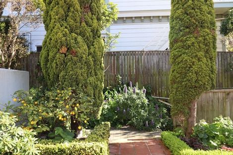 Photo of property in 12/28u Hobson Street, Thorndon, Wellington, 6011