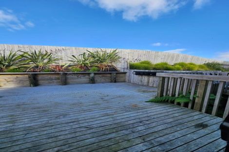 Photo of property in 36a Poruru Close, Papakura, 2110