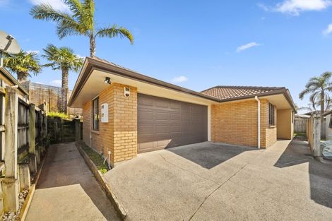 Photo of property in 5 Dapple Place, Flat Bush, Auckland, 2019