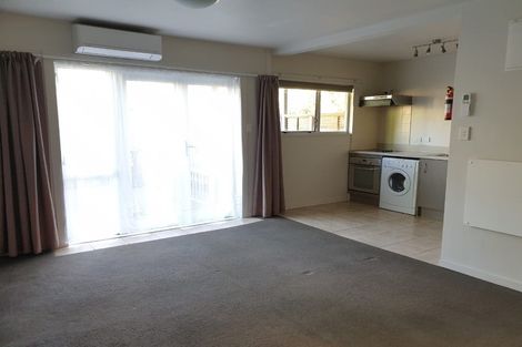 Photo of property in 126u7 Redwood Avenue, Tawa, Wellington, 5028