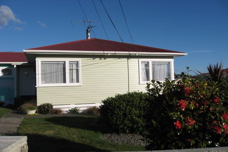 Photo of property in 22 Petrie Street, Wainuiomata, Lower Hutt, 5014