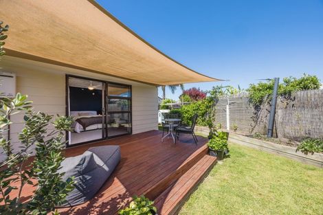 Photo of property in 78 Atherfold Crescent, Greenmeadows, Napier, 4112