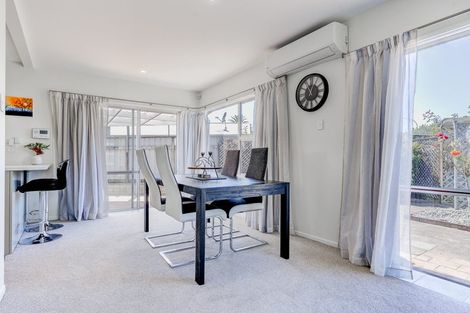 Photo of property in 4 Morrow Avenue, St Andrews, Hamilton, 3200