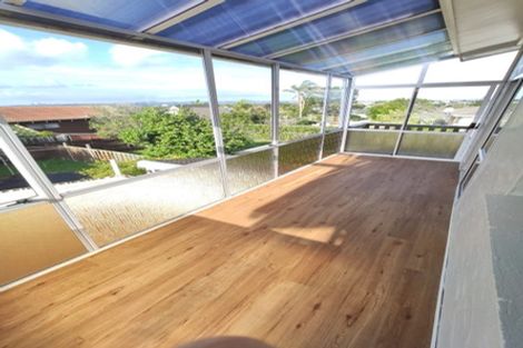 Photo of property in 12 Colwill Road, Massey, Auckland, 0614