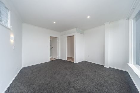 Photo of property in 43b Harbour View Road, Northland, Wellington, 6012