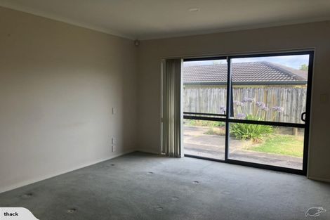 Photo of property in 3 Naul Place, East Tamaki Heights, Auckland, 2016
