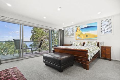 Photo of property in 80b Queen Street, Northcote Point, Auckland, 0627