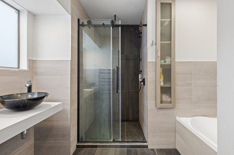 Photo of property in 12 Riverside Drive, Waiuku, 2123