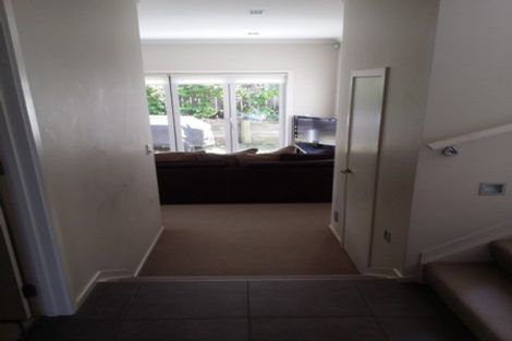 Photo of property in 2/78 Birkenhead Avenue, Birkenhead, Auckland, 0626