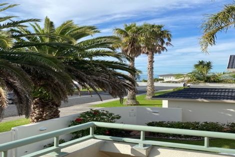 Photo of property in 2c Braemar Road, Castor Bay, Auckland, 0620