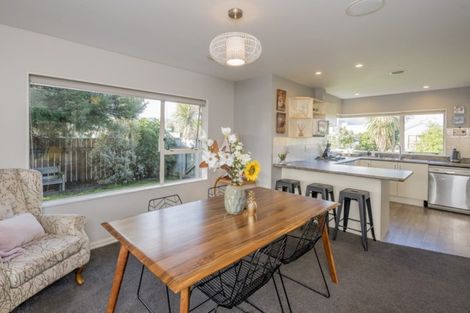 Photo of property in 43 Murray Court, Paraparaumu Beach, Paraparaumu, 5032