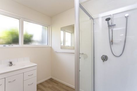 Photo of property in 8 Ashfield Place, Ilam, Christchurch, 8041