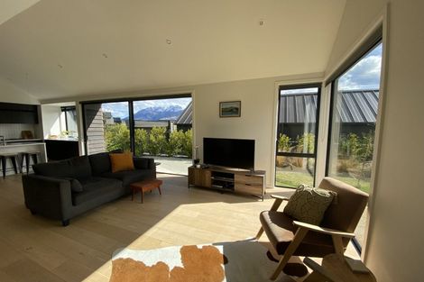 Photo of property in 2 Mckenzies Shute, Jacks Point, Queenstown, 9371