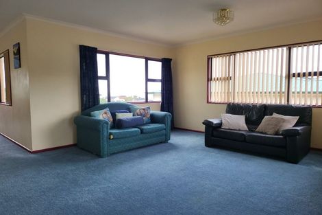 Photo of property in 17 Jordan Street, Island Bay, Wellington, 6023