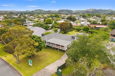 Photo of property in 16 Otuhiwai Crescent, Tikipunga, Whangarei, 0112