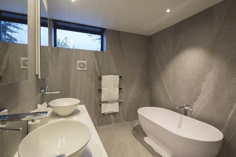 Photo of property in St Andrews Park, 7 Saint Lukes Lane, Queenstown, 9300